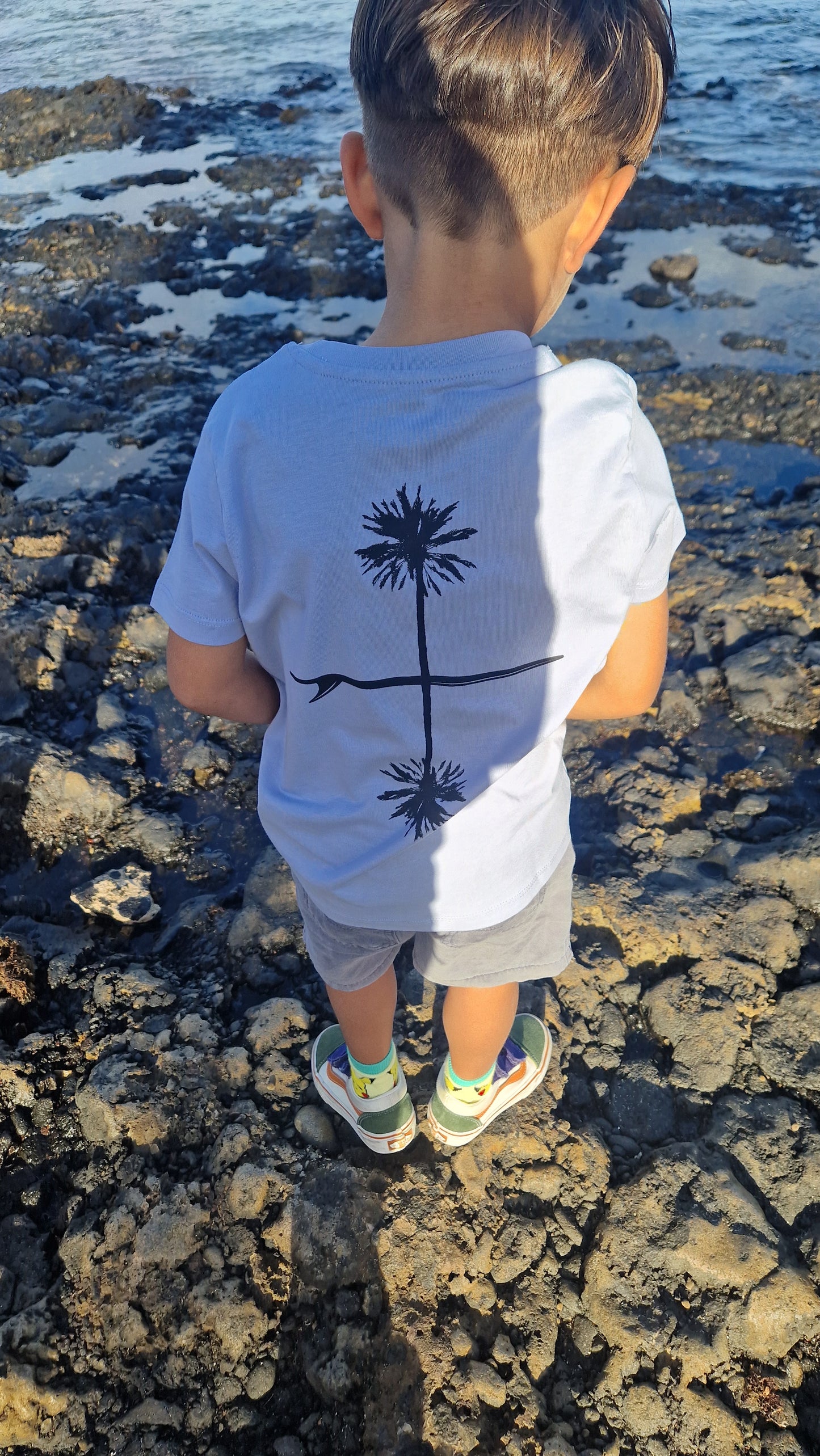 Camiseta PALMERAS celeste INFANTIL