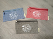 Cargar imagen en el visor de la galería, Neceser-estuche Surf and Dream
